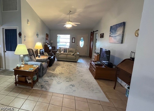 2 Bed SingleFamilyResidence for Sale in North Fort Myers, photo 3
