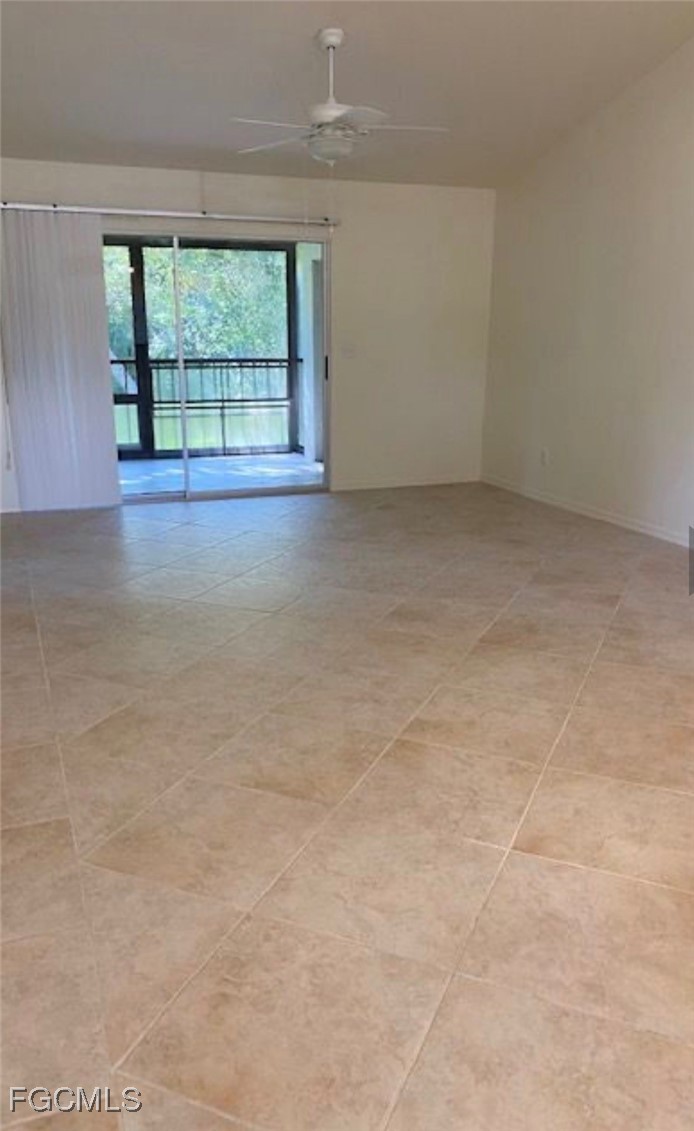 2 Bed Condominium for Sale in Fort Myers, FL, $135,000 — photo 3