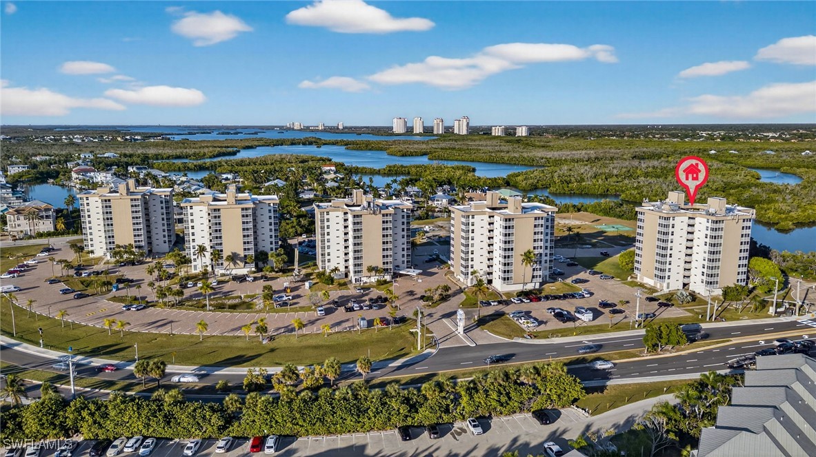 1 Bed Waterfront Home for Sale in Beach And Tennis Club, photo 3