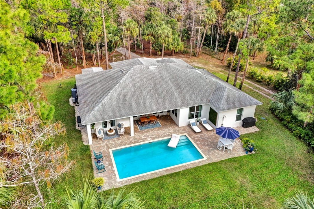 3 Bed Pool Home for Sale in Naples, photo 3