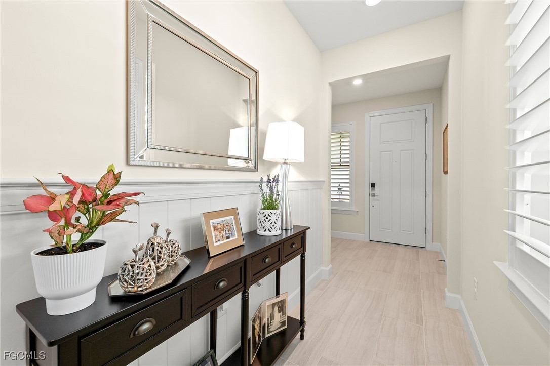 3 Bed SingleFamilyResidence for Sale in Estero, photo 3