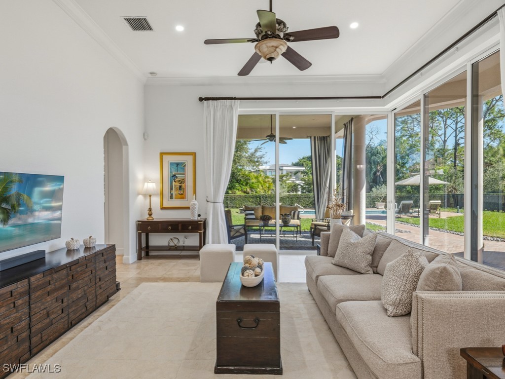 5 Bed Pool Home for Sale in Pine Ridge, photo 3