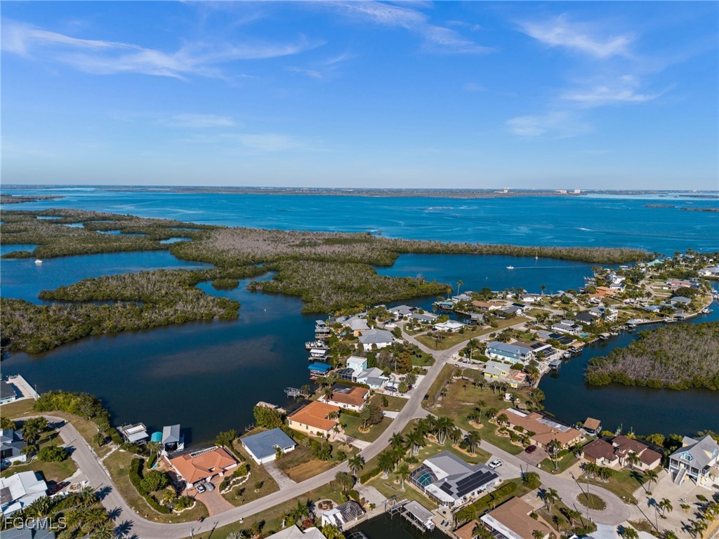 3 Bed Pool Home for Sale in Gulf Haven, FL, $749,000 — photo 3