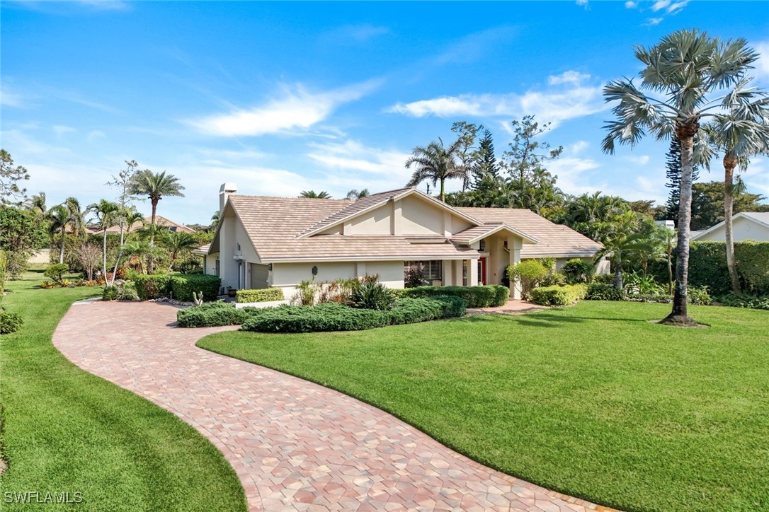 4 Bed Pool Home for Sale in Naples, photo 3