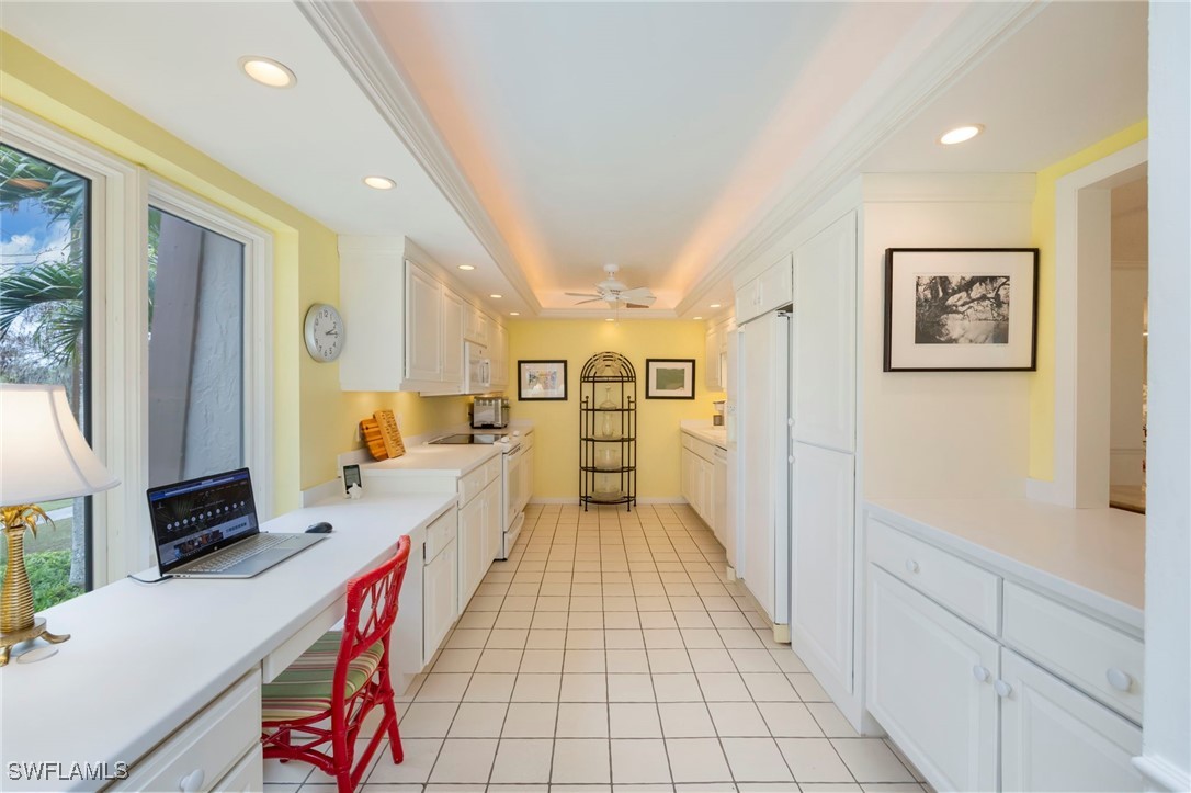3 Bed Condominium for Sale in Naples, photo 3