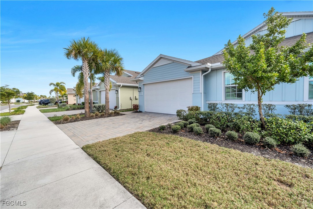 2 Bed Attached for Sale in Punta Gorda, FL — photo 3