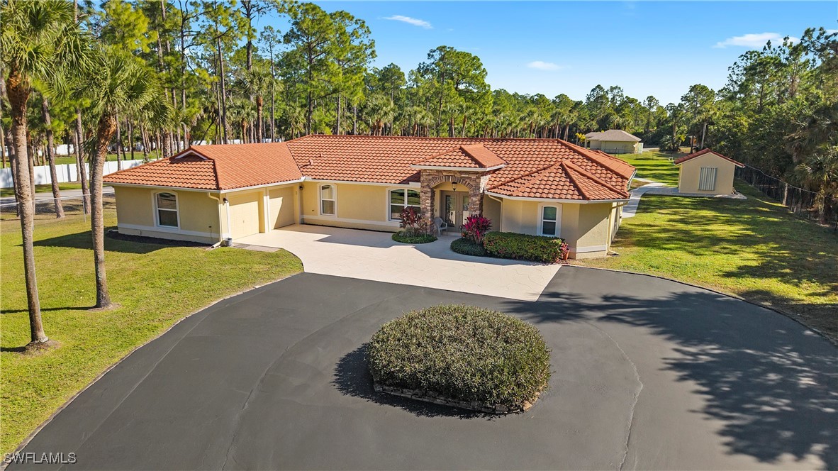 6 Bed Pool Home for Sale in Naples, FL, $1,000,000 — photo 3