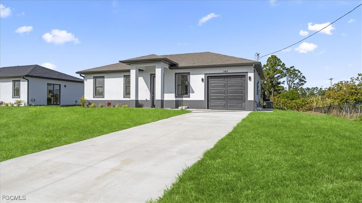 3 Bed SingleFamilyResidence for Sale in Lehigh Acres, photo 3