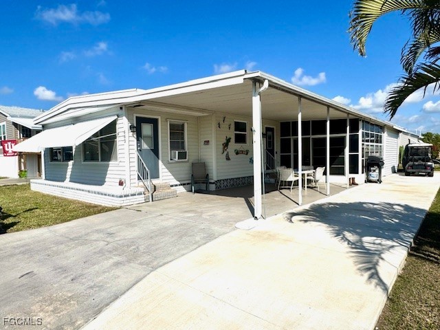 2 Bed ManufacturedHome for Sale in Old Bridge Village, FL — photo 3