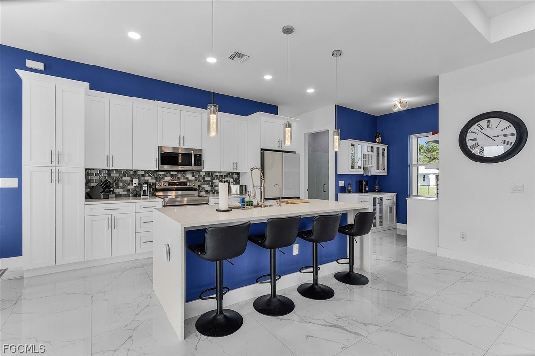 3 Bed SingleFamilyResidence for Sale in Lehigh Acres, FL — photo 3