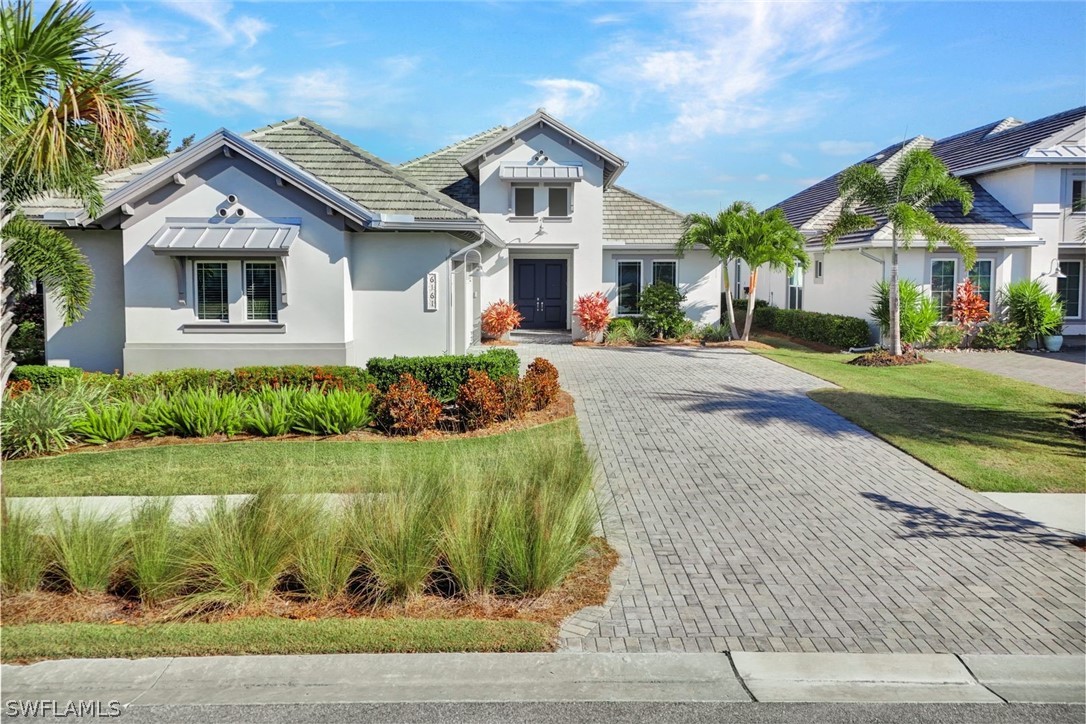 3 Bed Pool Home for Sale in Naples, photo 3