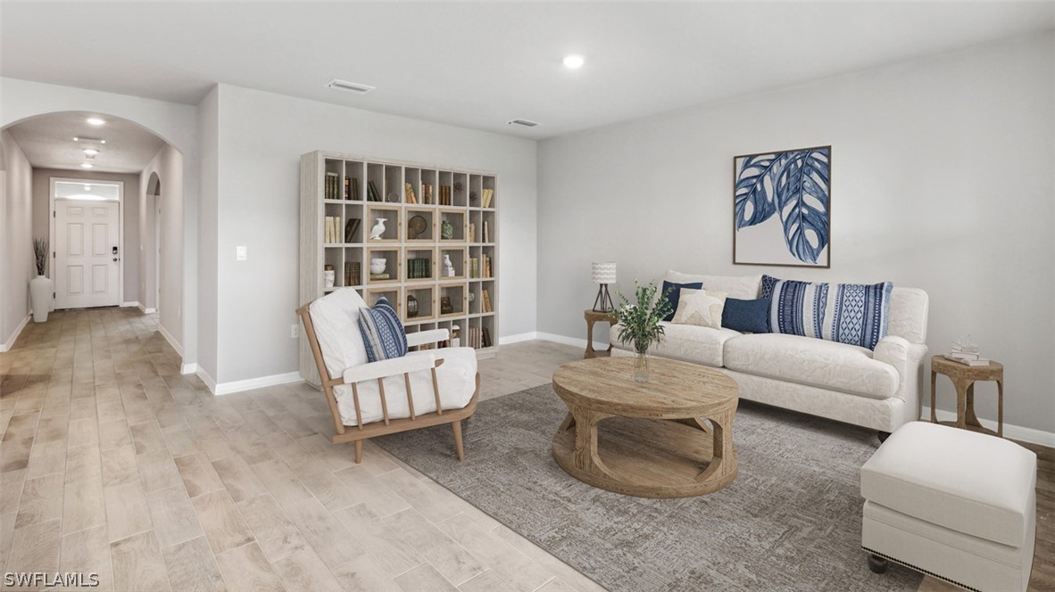 3 Bed SingleFamilyResidence for Sale in San Carlos Park, photo 3