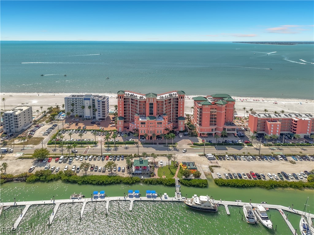 1 Bed Waterfront Home for Sale in White Sand Villas, photo 3