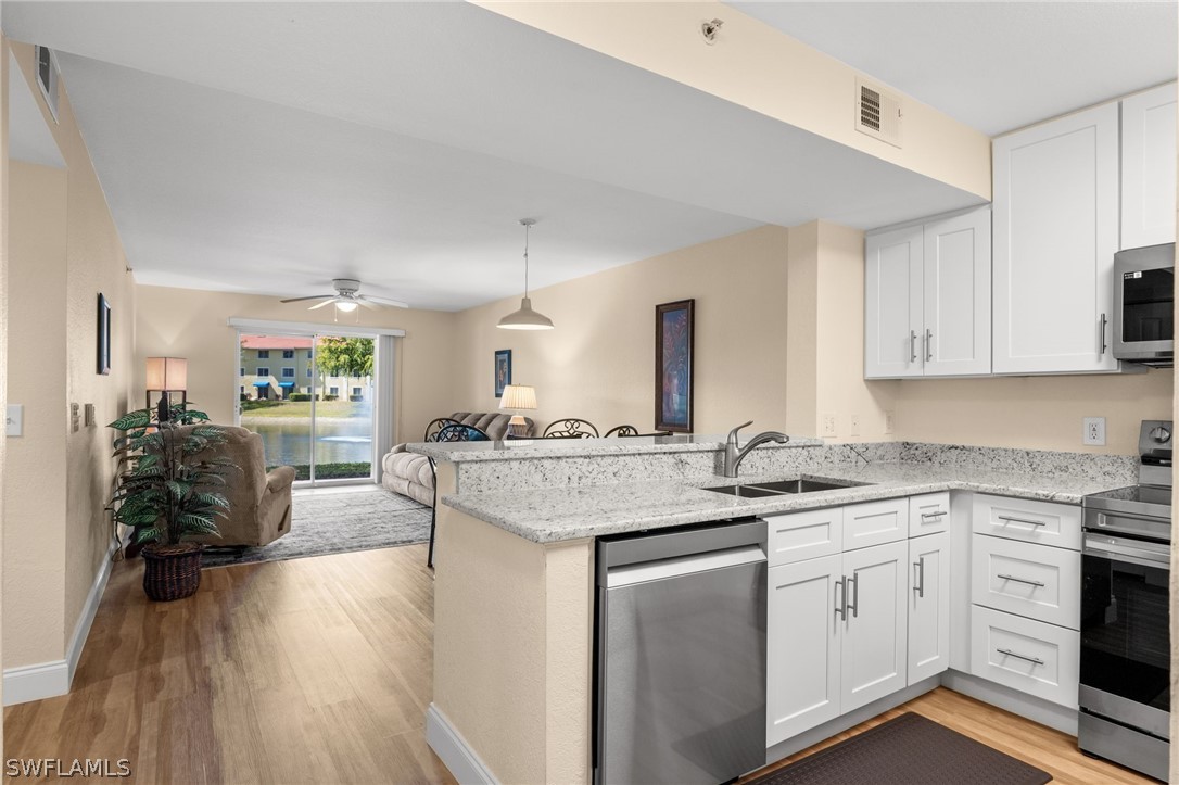 2 Bed Condominium for Sale in Naples, photo 3