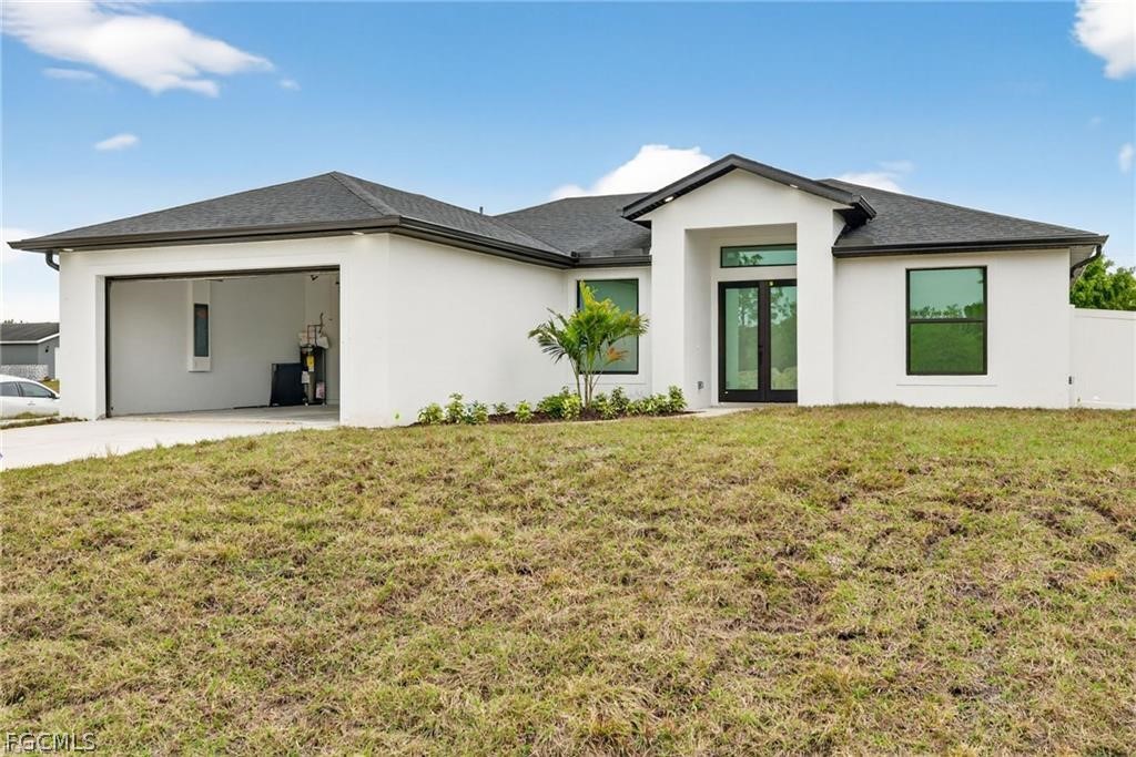 3 Bed SingleFamilyResidence for Sale in Lehigh Acres, photo 3