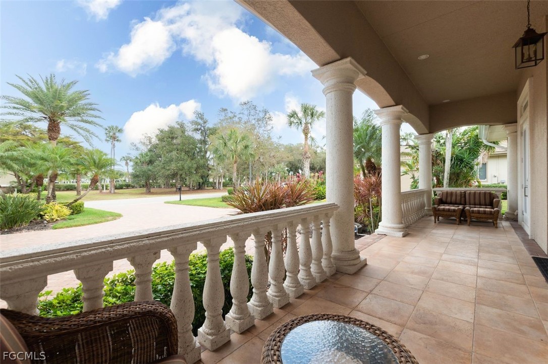 3 Bed Pool Home for Sale in River Point, FL — photo 3