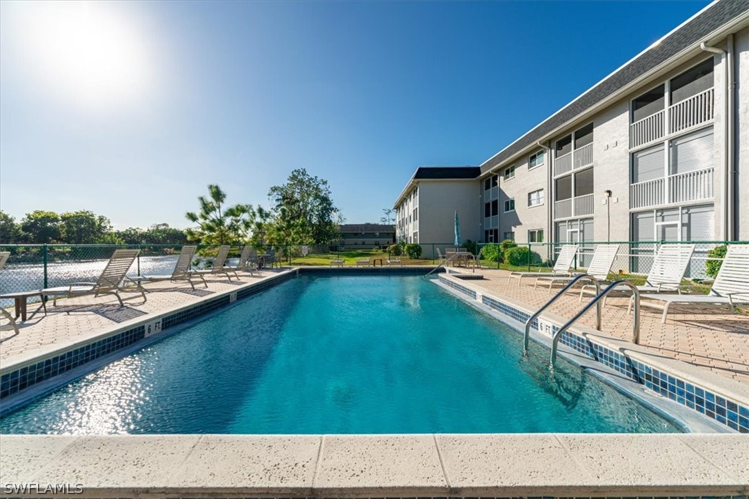 2 Bed Waterfront Home for Sale in Naples, photo 3