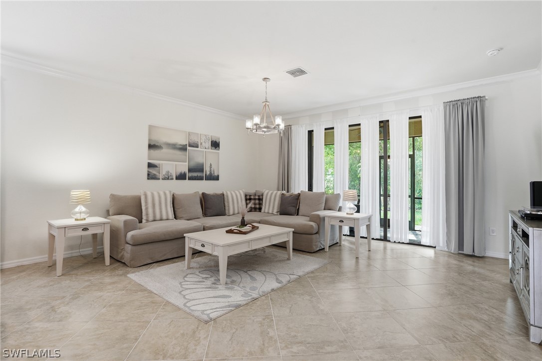 4 Bed SingleFamilyResidence for Sale in Naples, photo 3