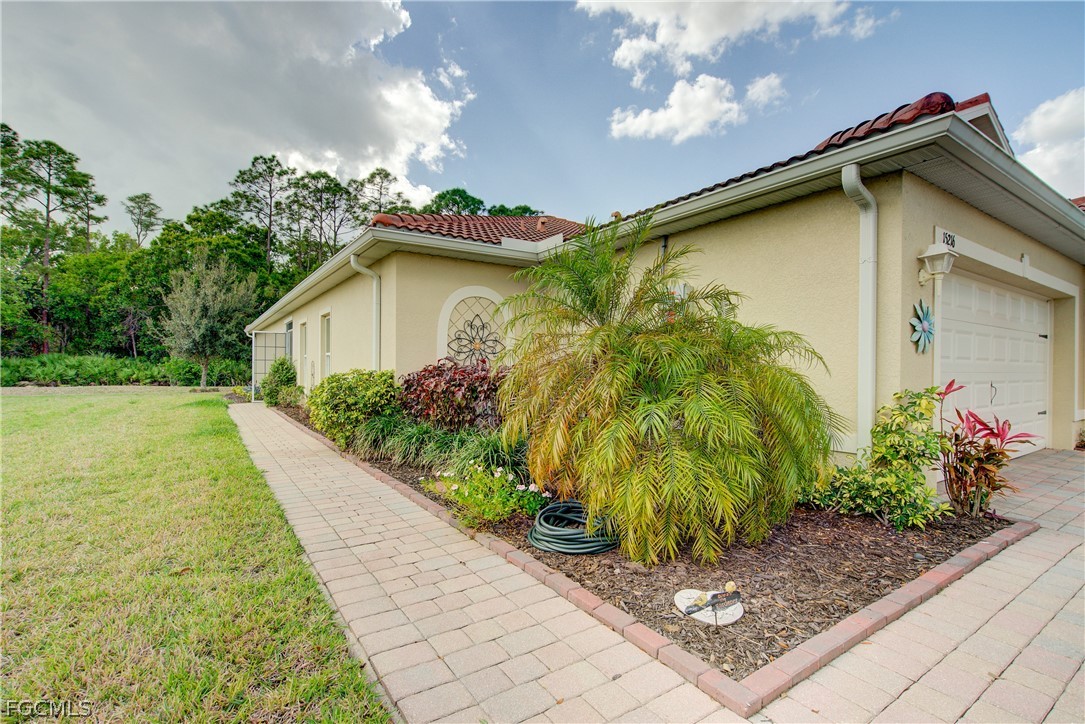 2 Bed Attached for Sale in Cascades, photo 3