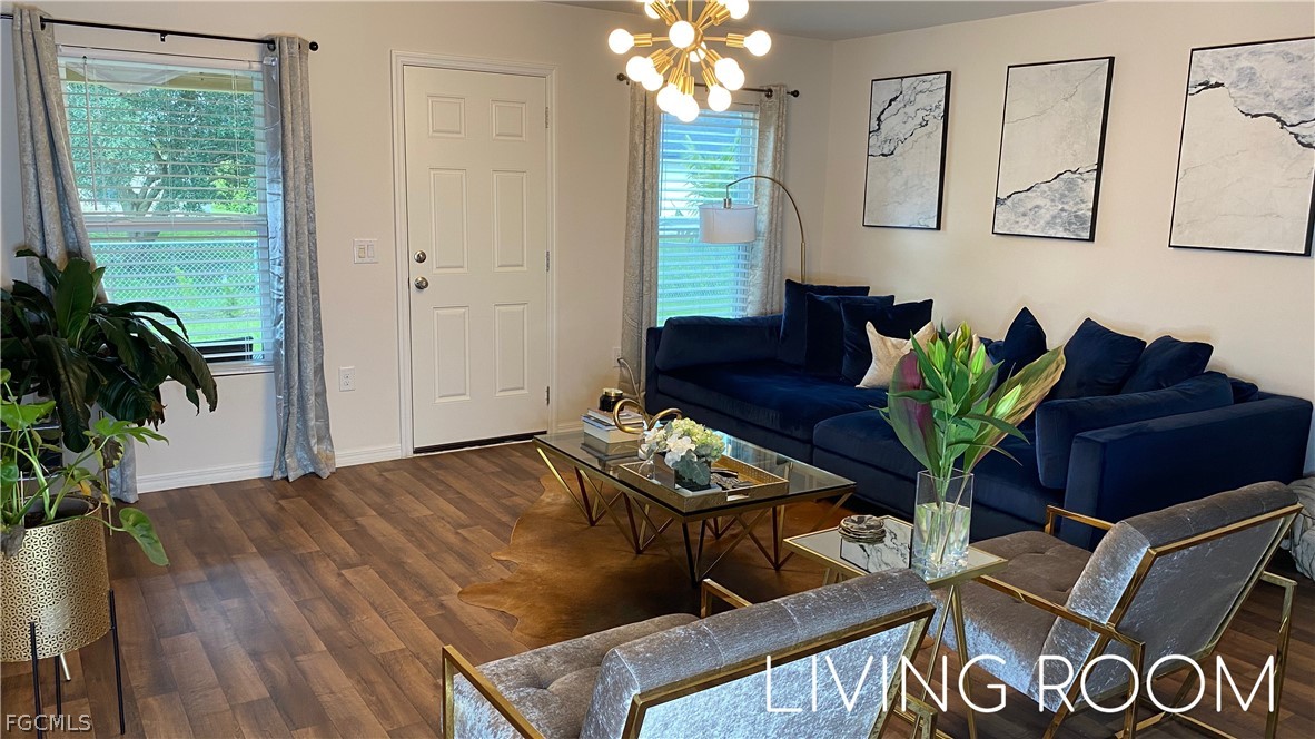 3 Bed SingleFamilyResidence for Sale in Lehigh Acres, photo 3