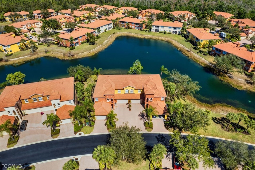 2 Bed Waterfront Home for Sale in Portofino, photo 3