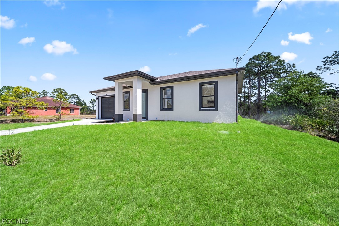 3 Bed SingleFamilyResidence for Sale in Lehigh Acres, FL — photo 3
