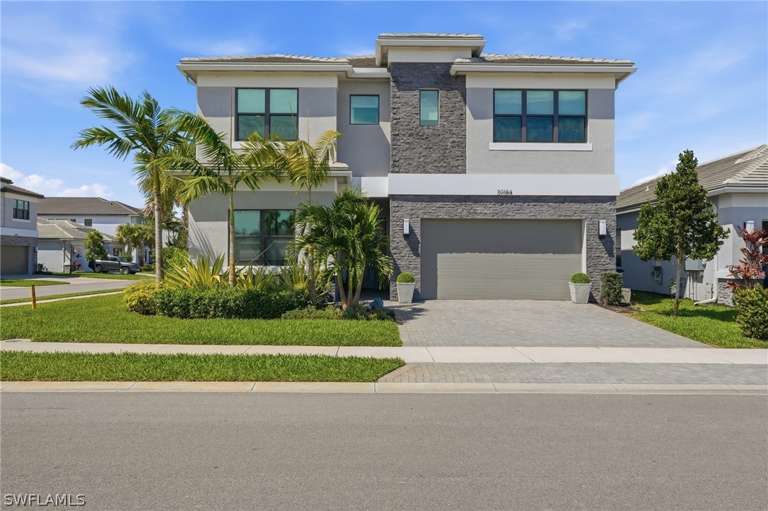 4 Bed SingleFamilyResidence for Sale in Estero, photo 3