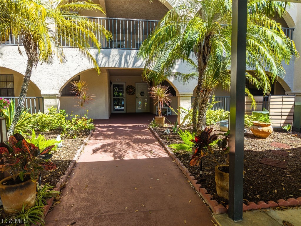 2 Bed Condominium for Sale in Punta Gorda, FL, $200,000 — photo 3
