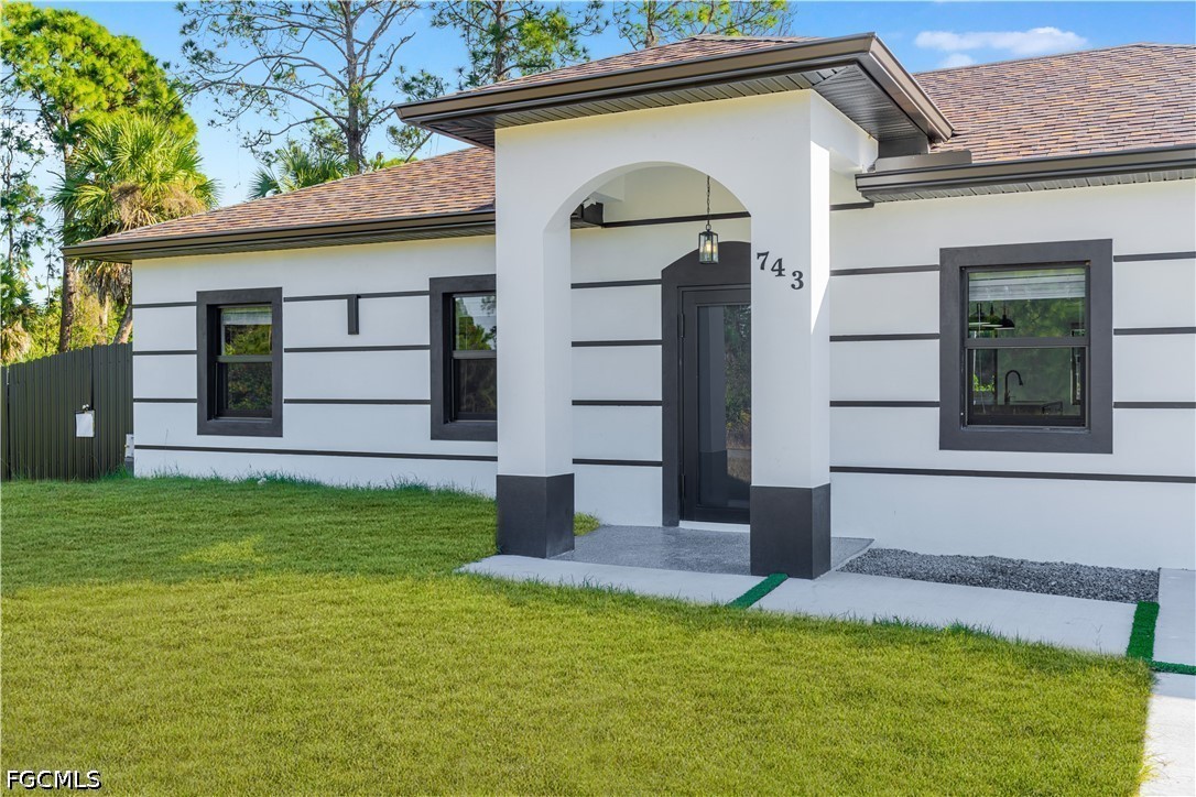 3 Bed SingleFamilyResidence for Sale in Lehigh Acres, FL — photo 3
