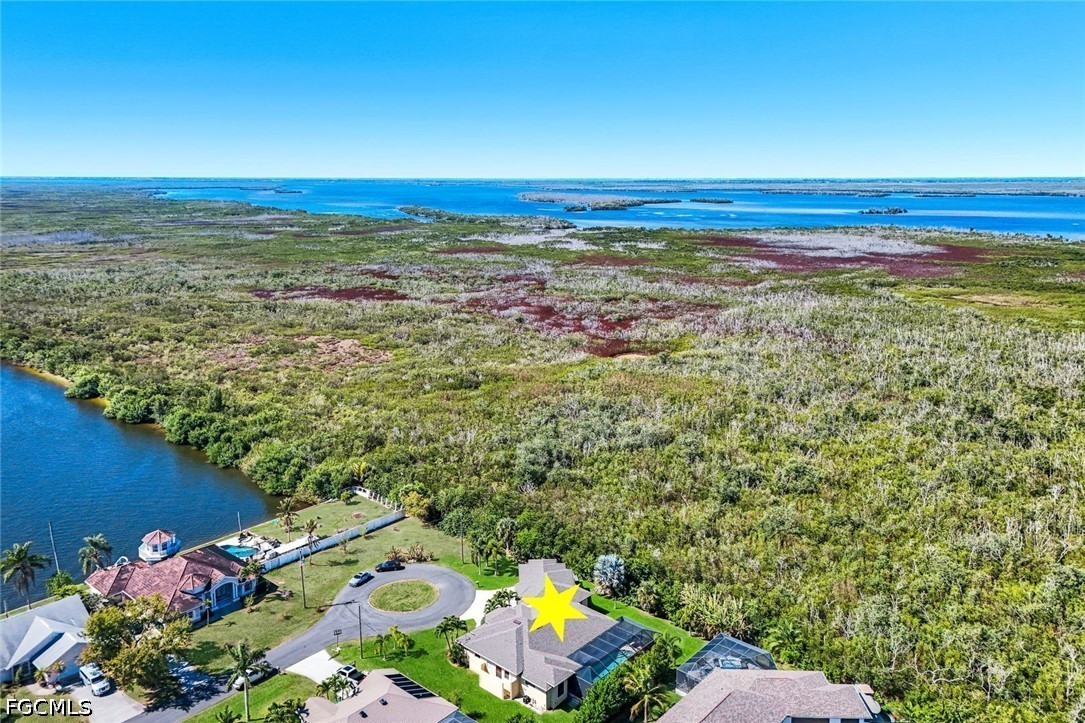 5 Bed Pool Home for Sale in Cape Coral, photo 3
