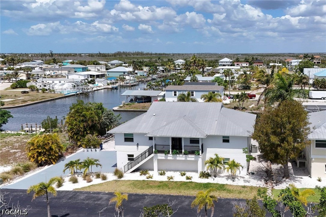 3 Bed Waterfront Home for Sale in Buttonwood Key, FL — photo 3