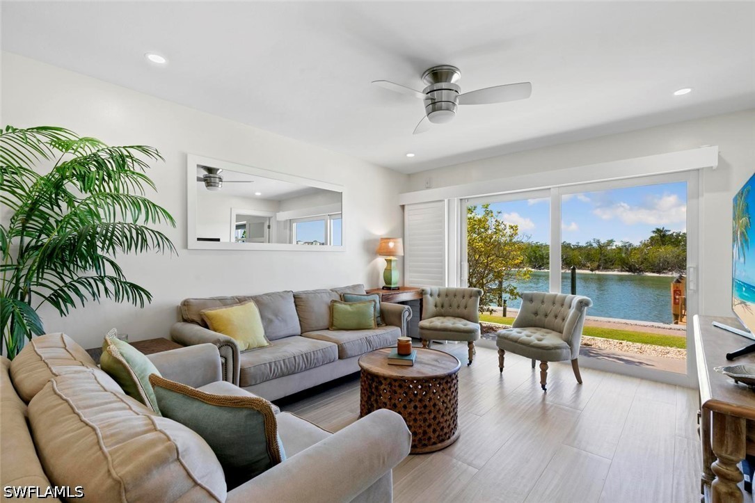 2 Bed Waterfront Home for Sale in Marco Island, photo 3