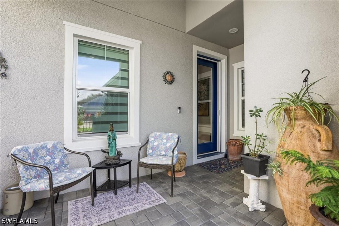 3 Bed Waterfront Home for Sale in Naples, photo 3