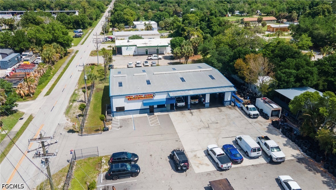 Retail for Sale in North Fort Myers, photo 3