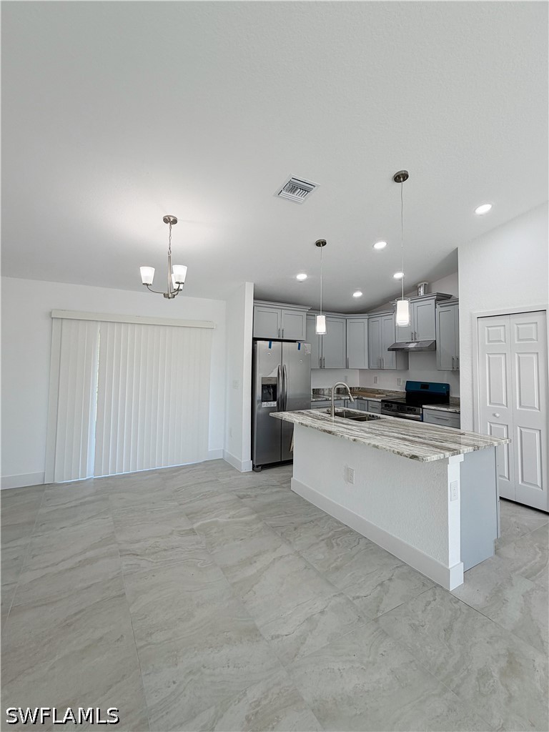 3 Bed SingleFamilyResidence for Sale in Southwood, photo 3