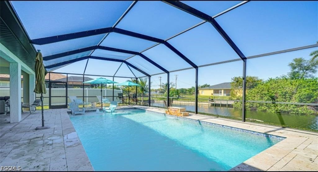 3 Bed Pool Home for Sale in Cape Coral, photo 3