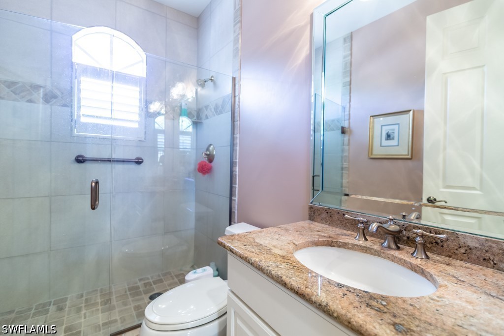 3 Bed Condominium for Sale in Crescent, photo 3
