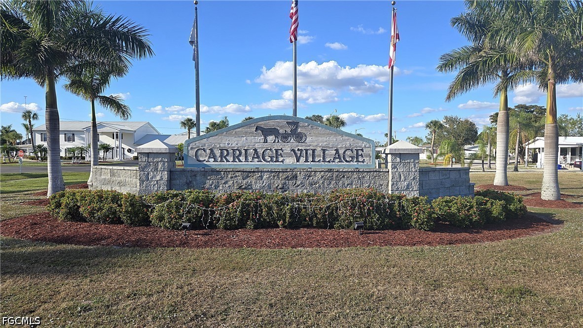 1 Bed ManufacturedHome for Sale in Carriage Village, photo 3