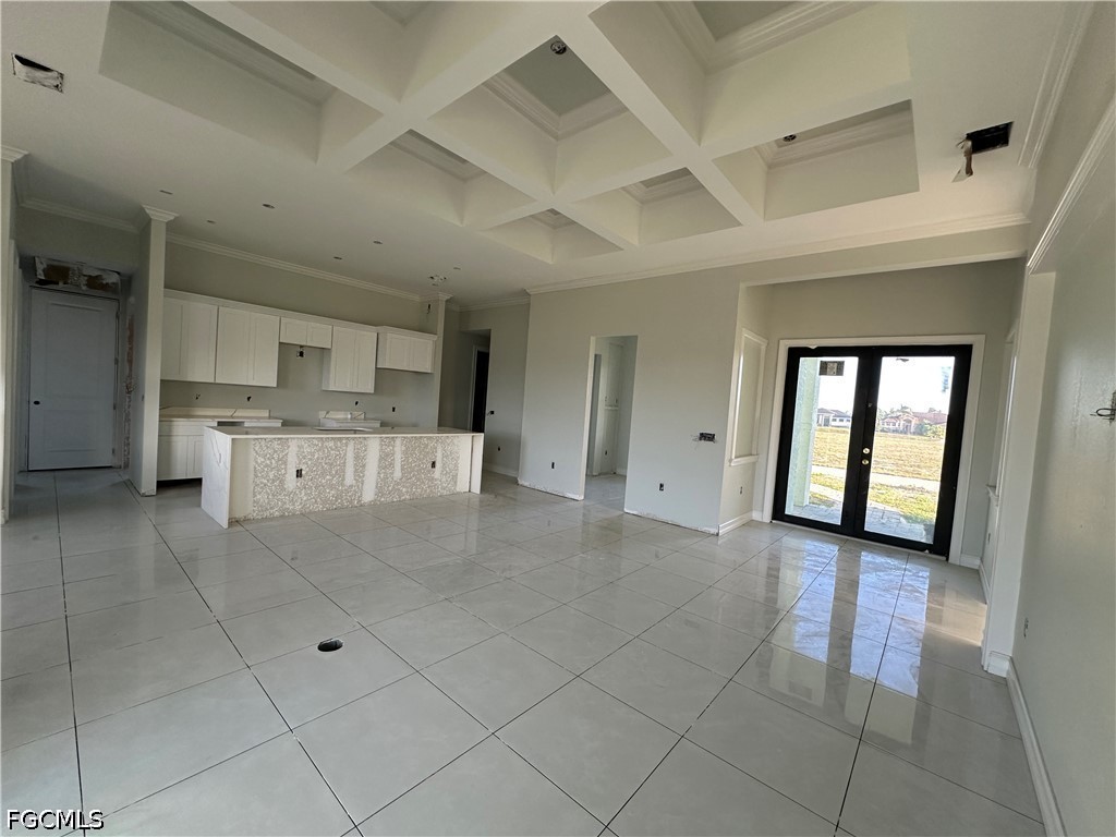 3 Bed SingleFamilyResidence for Sale in Cape Coral, photo 3