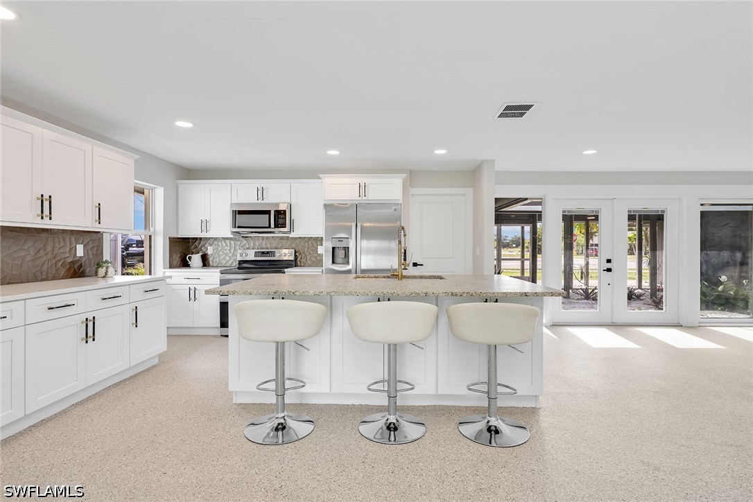 3 Bed SingleFamilyResidence for Sale in Cape Coral, FL — photo 3