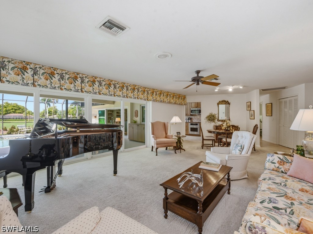 3 Bed Pool Home for Sale in Torrey Pines, photo 3