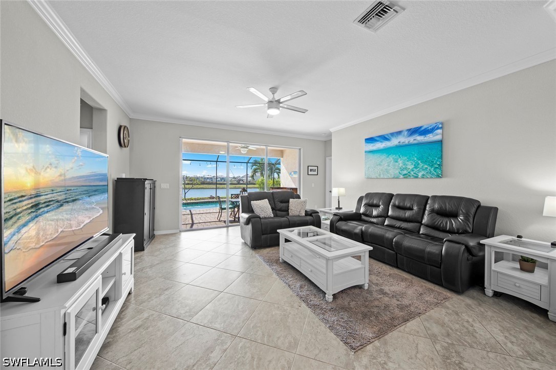 4 Bed Pool Home for Sale in Naples, photo 3