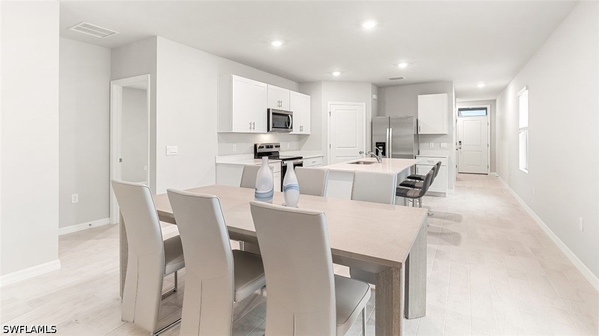 4 Bed SingleFamilyResidence for Sale in Bentley Crossing, photo 3