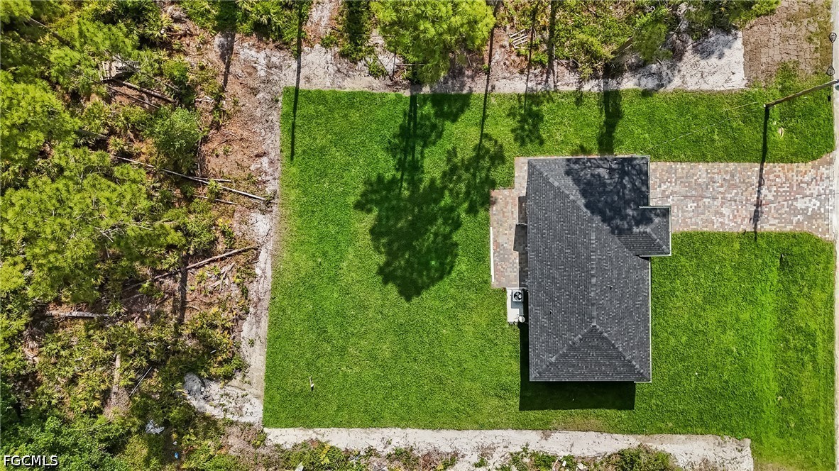 3 Bed SingleFamilyResidence for Sale in Lehigh Acres, photo 3