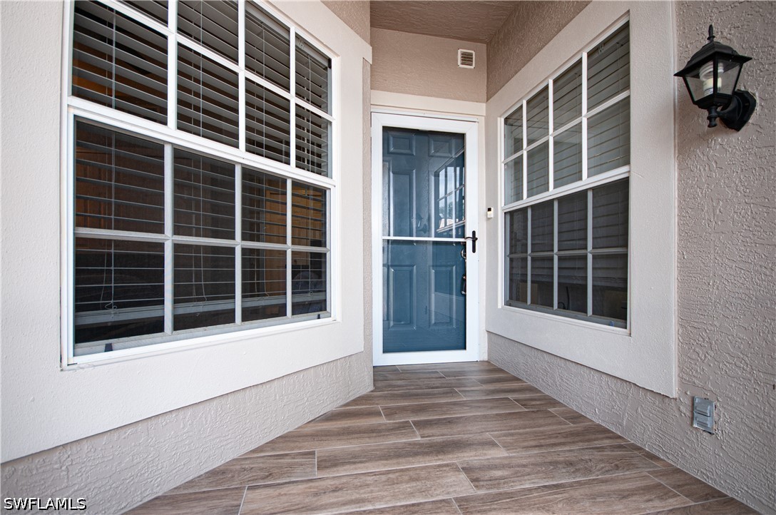 2 Bed Waterfront Home for Sale in Cavendish Court, photo 3