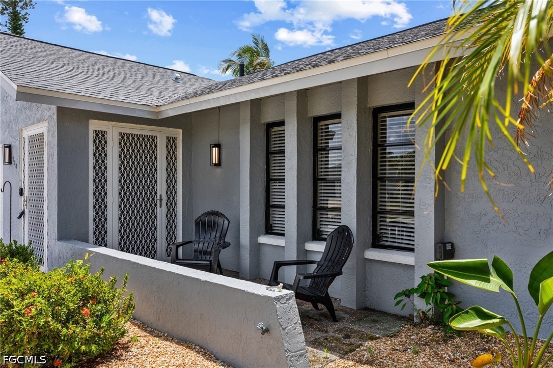 2 Bed Pool Home for Sale in Cape Coral, photo 3