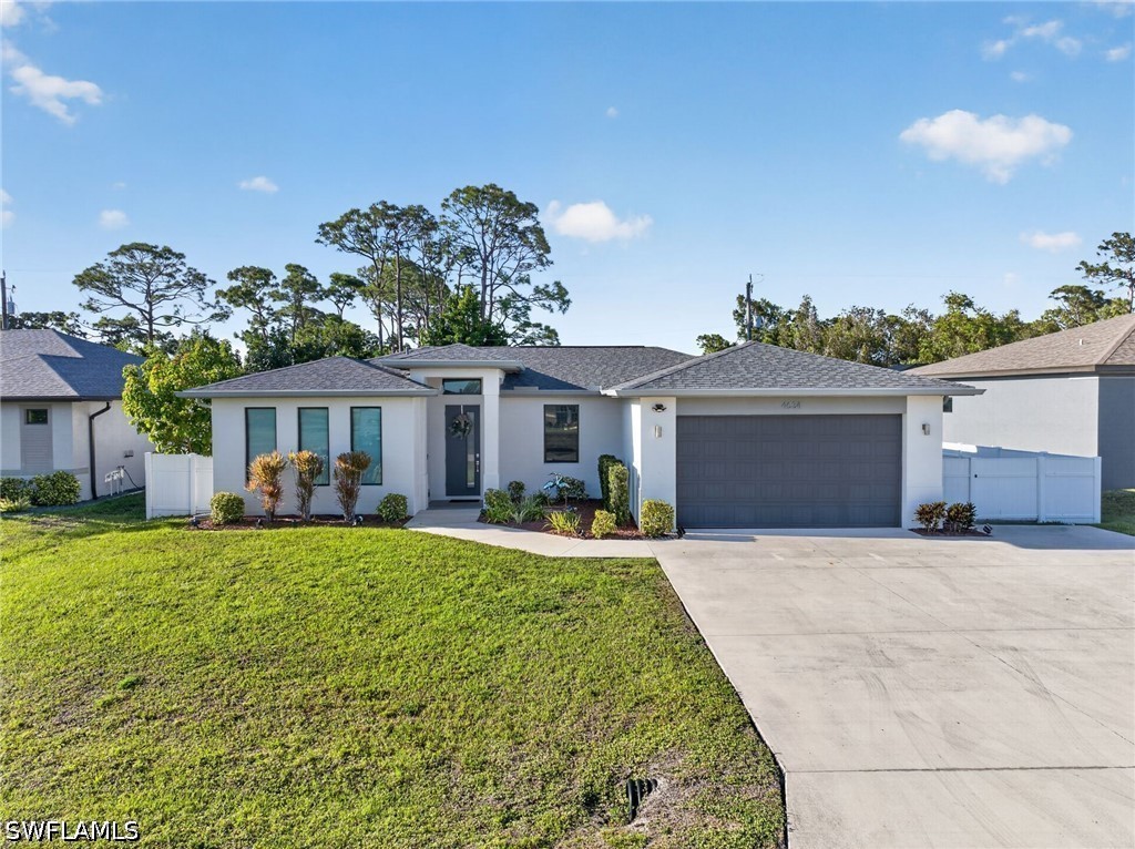 3 Bed Pool Home for Sale in El Dorado Acres, photo 3