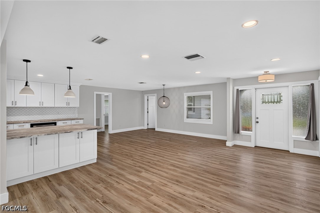 3 Bed Pool Home for Sale in Yacht Club, FL, $719,000 — photo 3