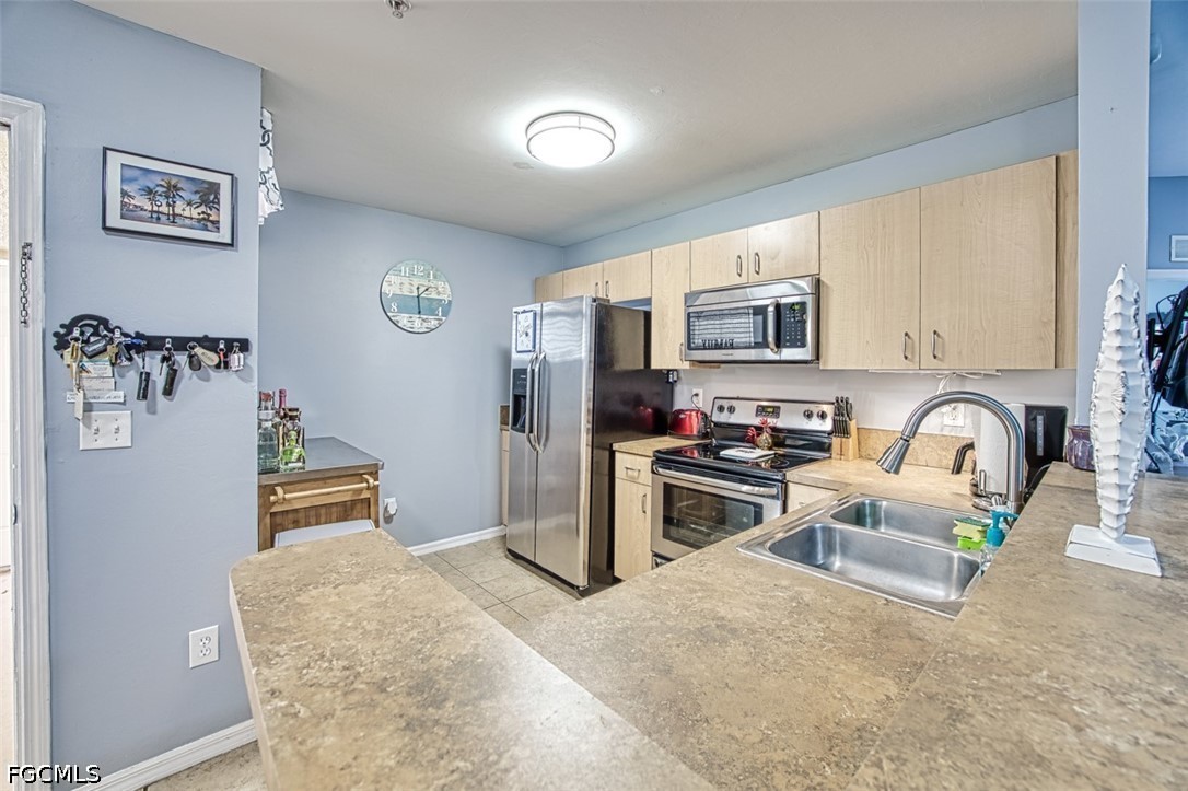 3 Bed Condominium for Sale in Bellamar, photo 3
