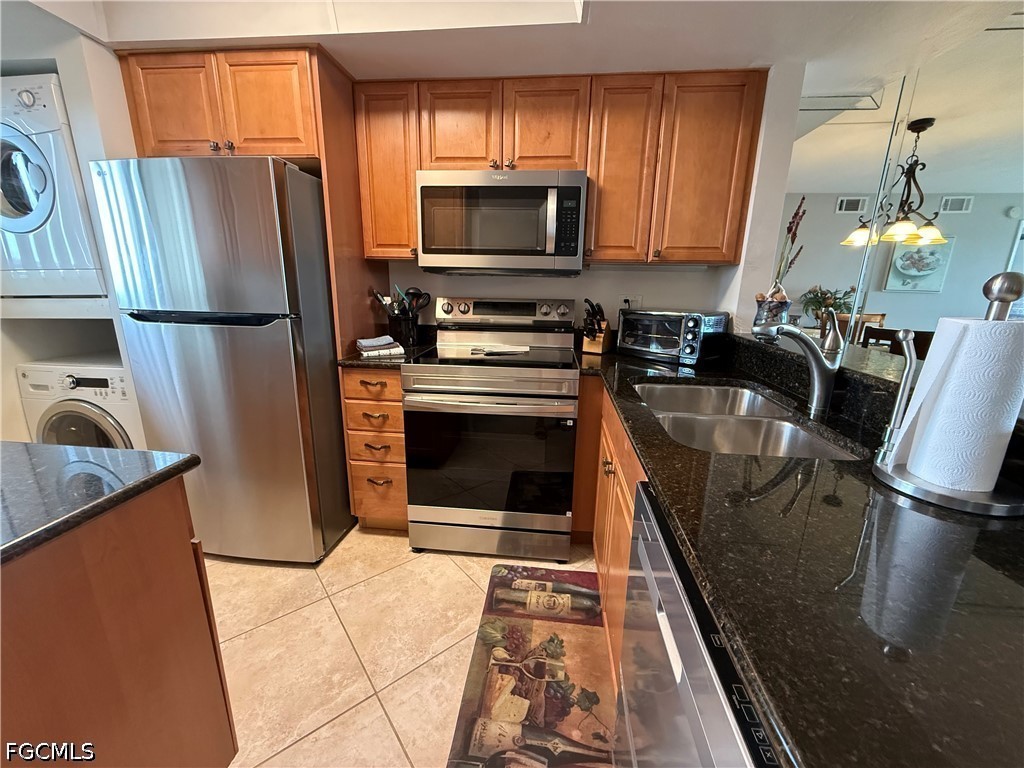 2 Bed Waterfront Home for Sale in Carlos Pointe, photo 3
